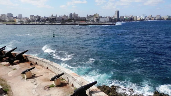 Eski Havana'nın Waterfront — Stok fotoğraf