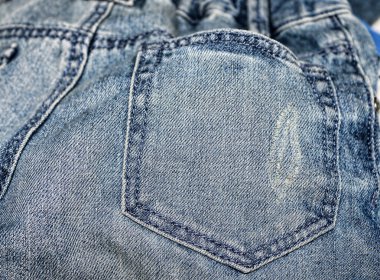 arka cebimde kot pantolon