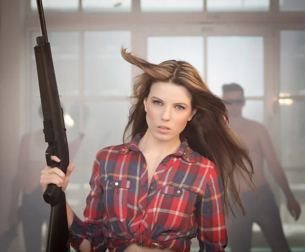 Девушка с ружьем — Stock fotografie