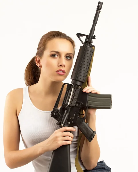 Kvinne med gevær – stockfoto