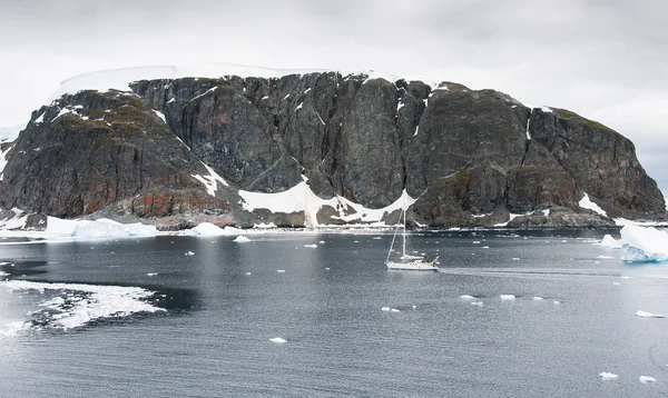 在南极洲的戏剧性海景 — 图库照片