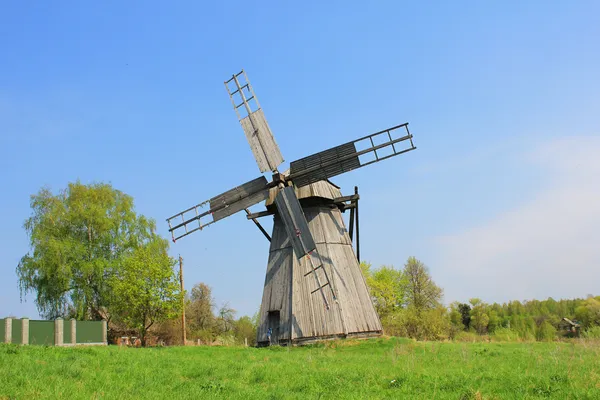 Windmill on a hill — Stock Photo, Image