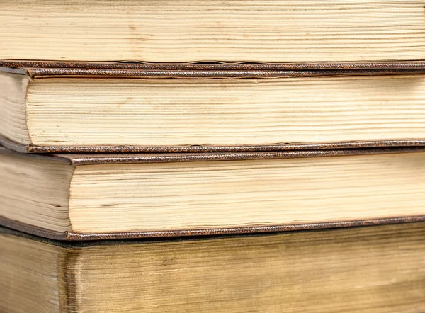 Quatro livros antigos — Fotografia de Stock
