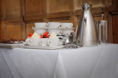ikindi çayı servis olarak İngiliz otel