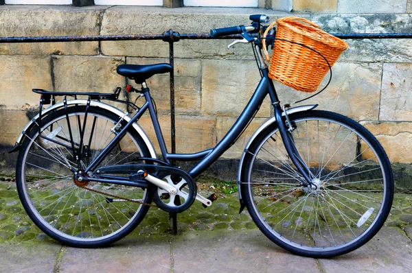 手すりは自転車 — ストック写真