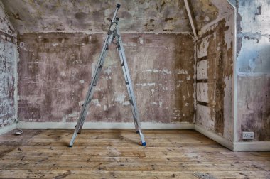 iskemleler dekore edilmiştir bir odada