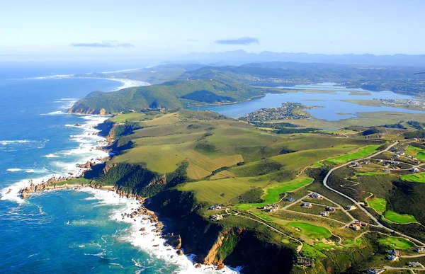 Flygbild över knysna, garden route Sydafrika — Stockfoto