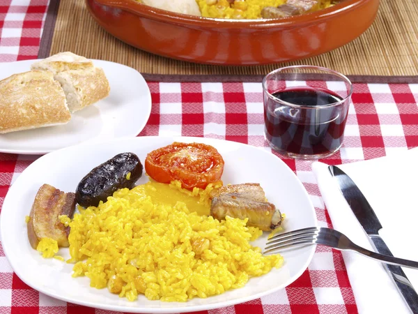 Arroz al Horno - Arroz cozido em forno — Fotografia de Stock