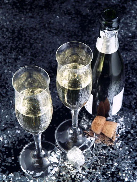 Champagne toast. — Stock Photo, Image