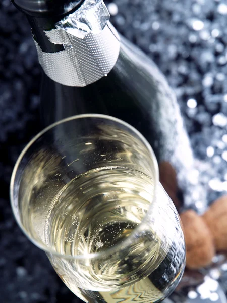 Champagne toast. — Stock Photo, Image