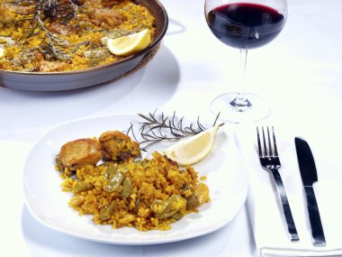 Paella.