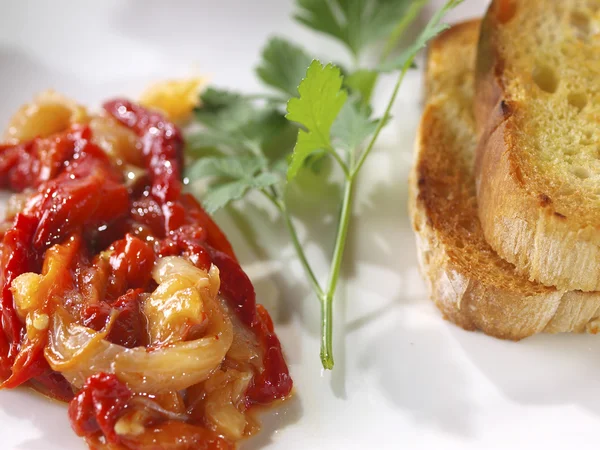 Esgarraet? Червоний перець & cod салат — стокове фото
