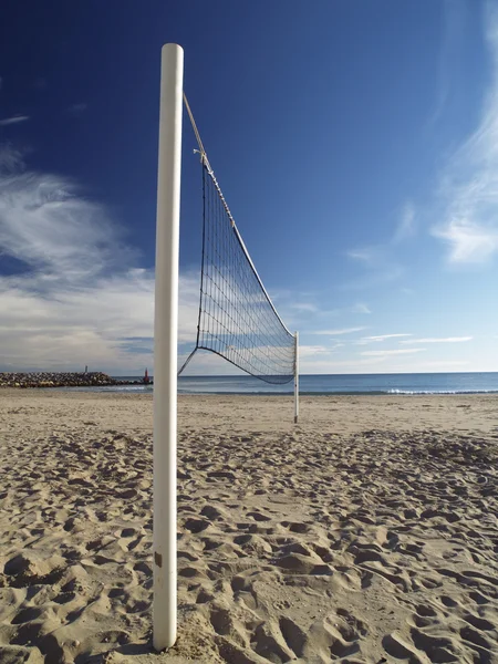 Volleyboll nät vid stranden — Stockfoto