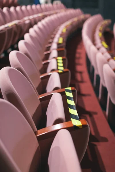 Corona Medidas Assentos Teatro — Fotografia de Stock