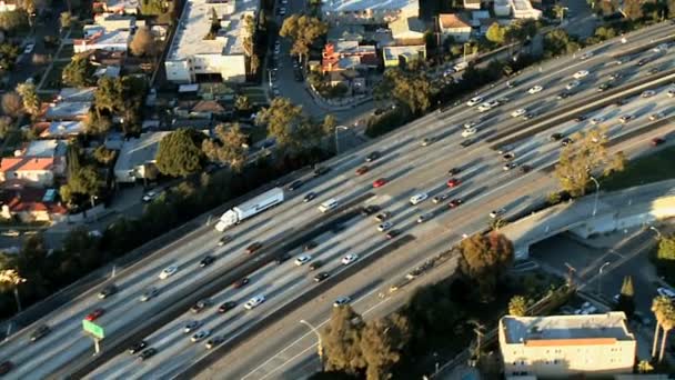 Flygfoto över los angeles freeway, motorväg — Stockvideo