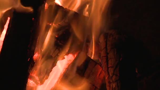 Mouvement lent du feu de camp 