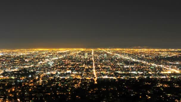 Tijdspanne van downtown la stad raster nachts — Stockvideo