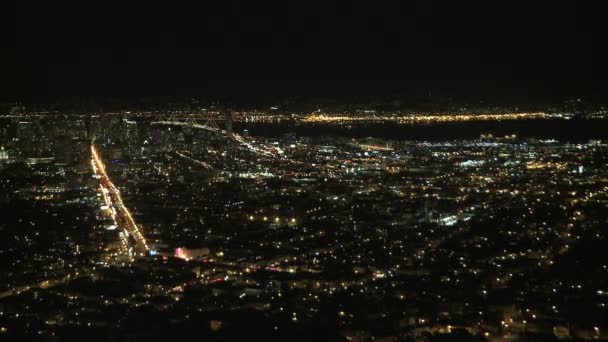 Time lapse natt se av san francisco bay från twin peaks — Stockvideo