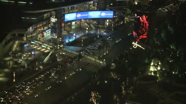 Vista de Las Vegas desde Arriba en la Noche — Vídeos de Stock