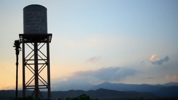 Time Lapse della Torre dell'Acqua al Tramonto — Video Stock