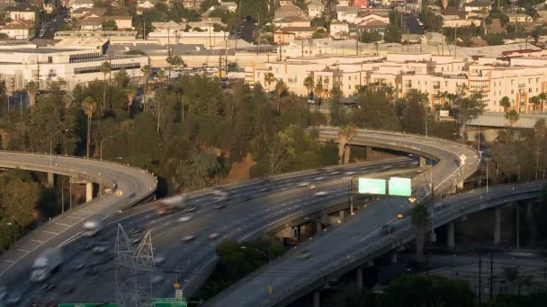 Intercambio de autopista de la ciudad ocupada — Vídeos de Stock