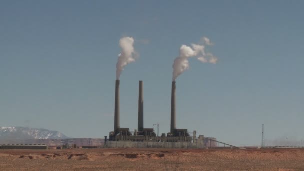 Power Plant Smoke Stack - Time Lapse — Stock Video