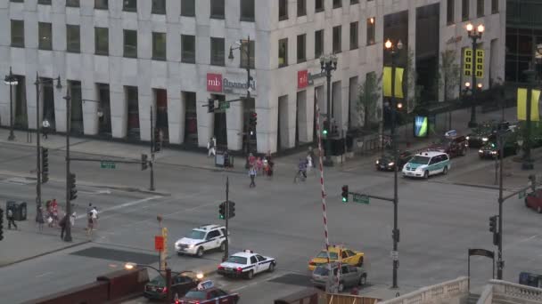 Tráfego no centro de Chicago - lapso de tempo — Vídeo de Stock