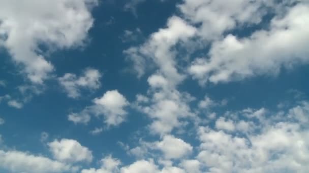 Временные облака — стоковое видео