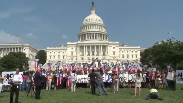 Washington DC Protestantes fora da Capital — Vídeo de Stock