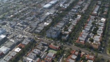 Los Angeles Banliyölerinin havadan görünüşü Kaliforniya