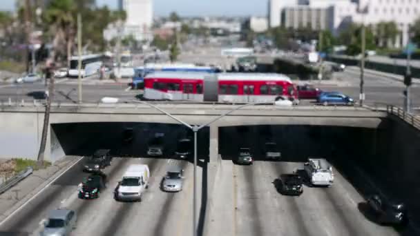 Downtown los angeles verkeer - tilt shift — Stockvideo