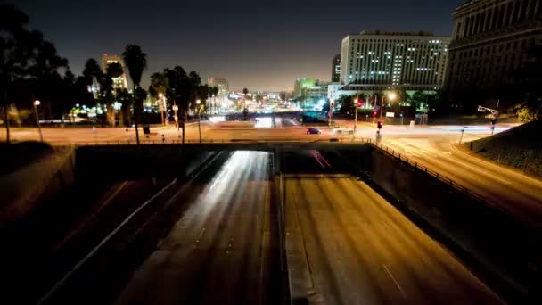 市中心的洛杉矶交通夜晚 — 图库视频影像