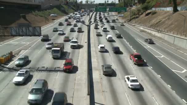 La freeway stadsverkeer — Stockvideo