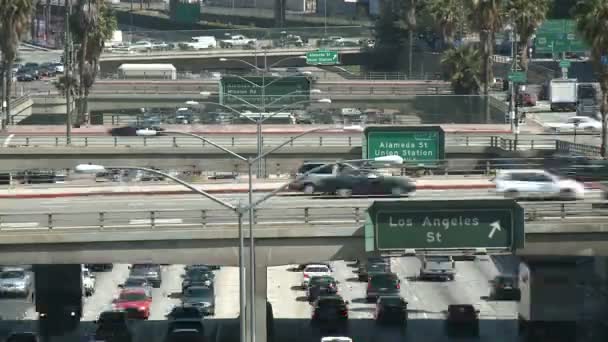 La freeway stadstrafik — Stockvideo