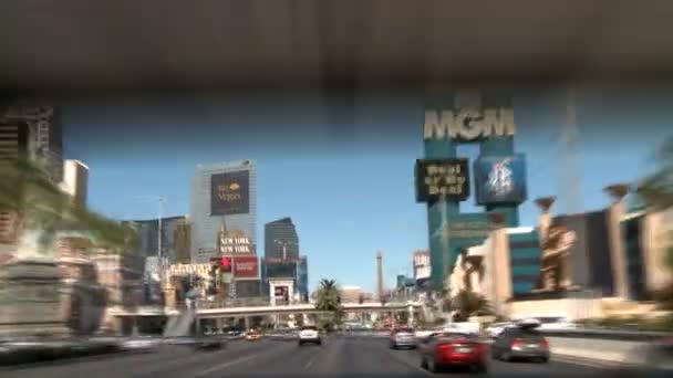 Tráfico de Las Vegas - Montaje en cámara de coche — Vídeo de stock