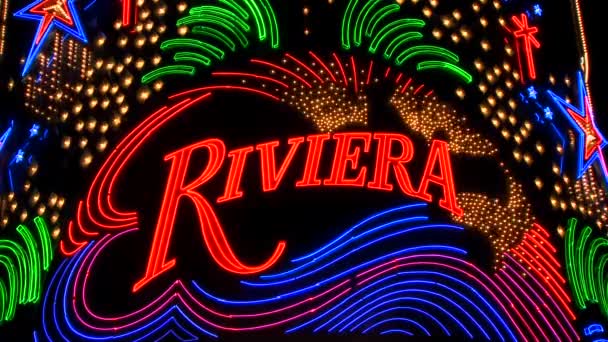拉斯维加斯的里维埃拉霓虹招牌 — 图库视频影像