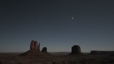 Monument valley gündoğumu zaman atlamalı
