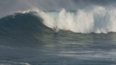 büyük dalga sörfçü, jaws, maui hawaii