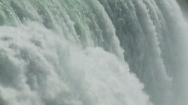 Niagara Şelalesi - bulanık su