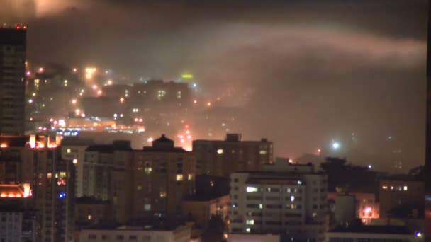 San Francisco туман вночі - Уповільнена зйомка — стокове відео