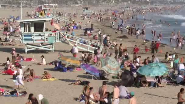 Praia lotada em Santa Monica - Time Lapse — Vídeo de Stock