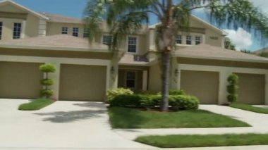 Varoşlarda sürüş - zaman atlamalı