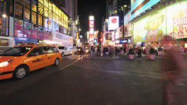 NYC times Meydanı zaman atlamalı