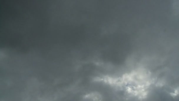 Temps écoulé entre les nuages de tempête 