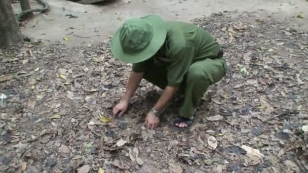 Vietnam cho chi tunely — Stock video