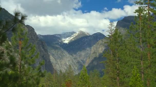 Yosemite horských scéna — Stock video