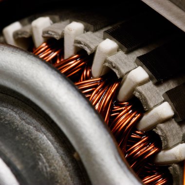 elektrikli motor içinde