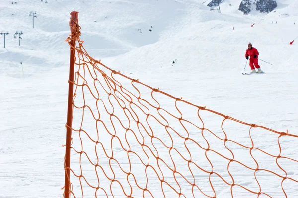 滑雪坡护栏网 — 图库照片