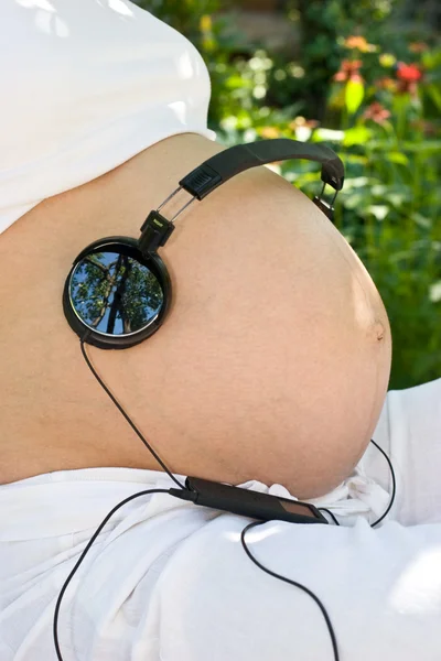 Een muziek beluisteren — Stockfoto