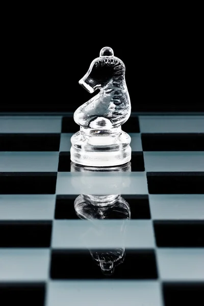 Ιππότης σκάκι γυαλί — Φωτογραφία Αρχείου